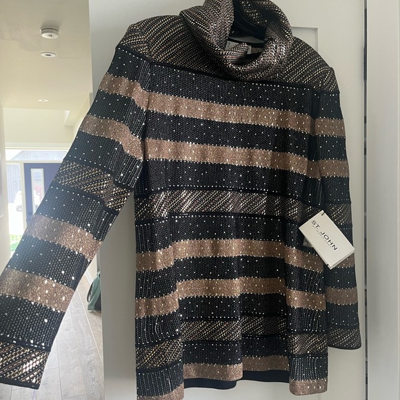St.John by Marie Gray sweater with removable collar. Brand new with tags. - Picture 1 of 2